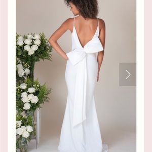 Davina - Ivory by Pia Gladys Perey